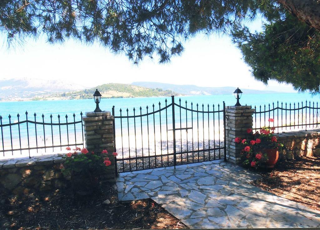 Ormos Drepanou Apartments Лигия Экстерьер фото