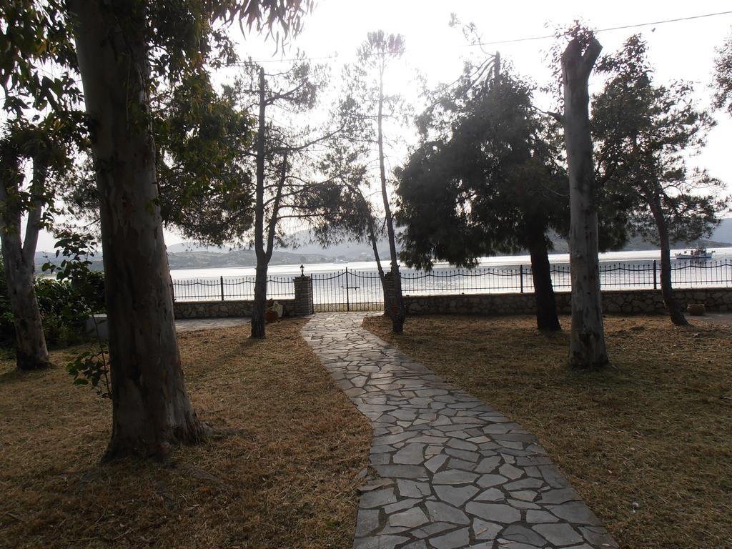 Ormos Drepanou Apartments Лигия Экстерьер фото