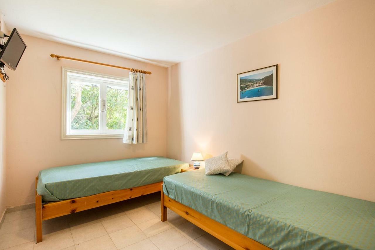 Ormos Drepanou Apartments Лигия Экстерьер фото